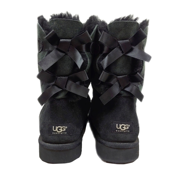 *SOLD*UGG - Black Suede Womens Size 11 Bailey Bow II Boots - Picture 11 of 13